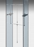 Saliscendi e accessori per l'armadio e la cabina armadio.
