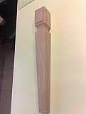 Produzione e realizzazione di piedi in legno in svariate forme, dimensioni e finiture, per divani, poltrone e mobili.