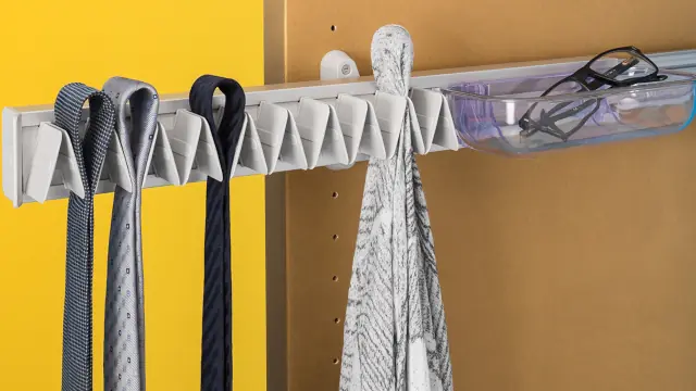 Porta foulard e cravatte laterale estraibile per armadi e cabine armadio